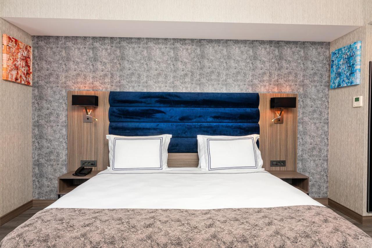 Standard Double or Twin Room,1299180166:JPEG